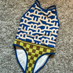 Burberry kids swim (girl)